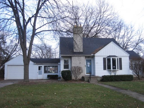 926 Scott St, Maumee, OH 43537 
