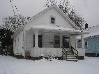 537 Wesleyan Ave, Barberton, OH 44203 