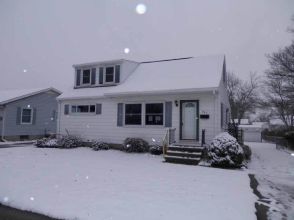 567 Maplewood Dr, Troy, OH 45373 