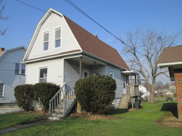 993 Concord Ave, Akron, OH 44306 