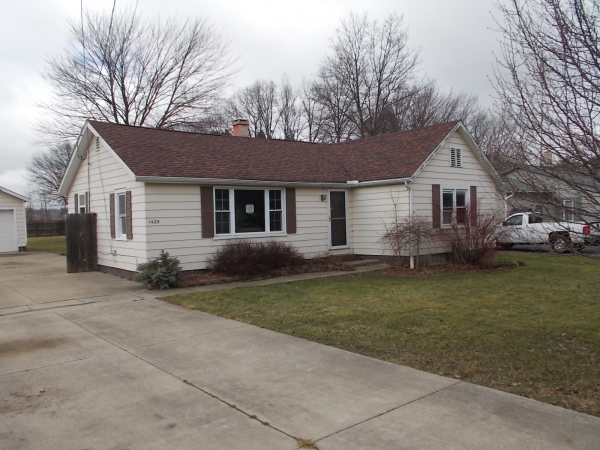 1425 Harpersfield Rd, Geneva, OH 44041 
