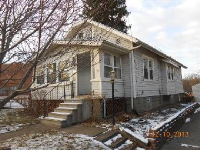 697 Homewood Ave, Barberton, OH 44203 