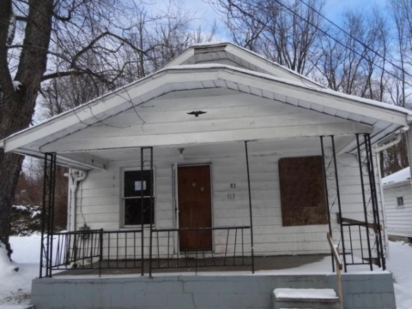 83 Kenmore Ave, Barberton, OH 44203 