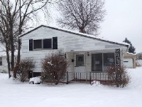 37774 Green Dr, Eastlake, OH 44095 