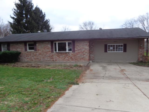 921 Central Ave, Carlisle, OH 45005 