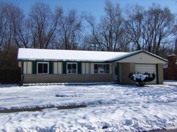 8055 Philadelphia Dr, Fairborn, OH 45324 