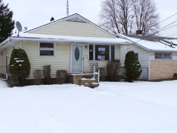 2332 Daleford Avenue, Canton, OH 44705 