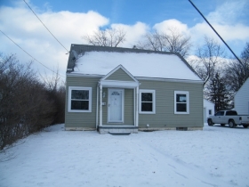 3225 7th St, Cuyahoga Falls, OH 44221 