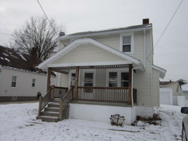 578 Essex St, Akron, OH 44306 