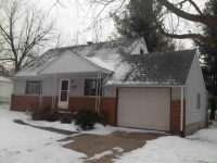 1066 Winston St, Akron, OH 44314 