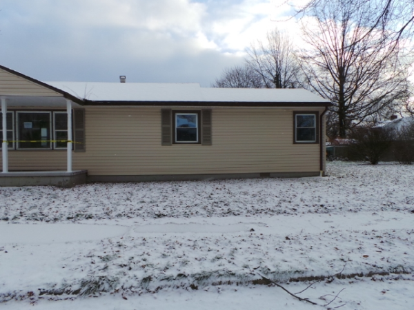 943 Erskine Ave, Akron, OH 44306 