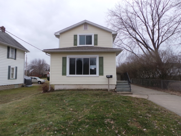 2407 Lakeside Avenue NW, Canton, OH 44708 