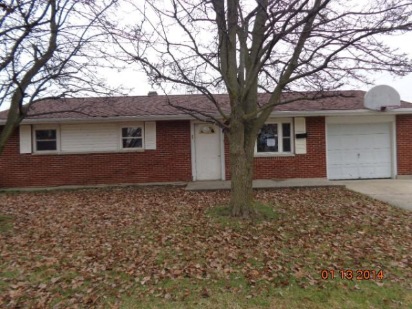 127 June Pl, Brookville, OH 45309 