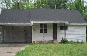 612 South East Van Buren Street, Idabel, OK 74745 