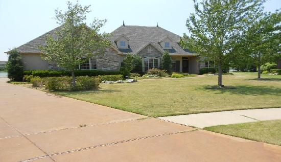 401 East Huntsville Street, Broken Arrow, OK 74011 