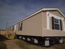 910 North Oakview Drive, Midwest City, OK 73110 