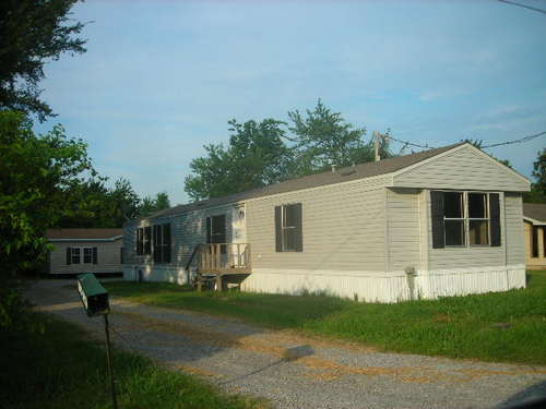 1524 PAWNEE AVE, Hartshorne, OK 74547 