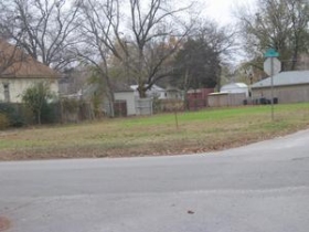 1202 IOWA AVE, CHICKASHA, OK 73018 