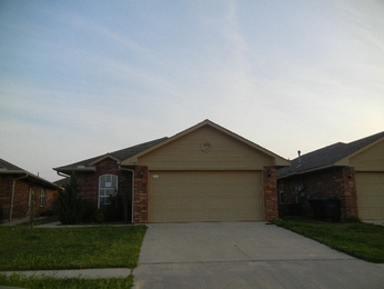12341 SW 3rd St, Oklahoma City, OK 73099 