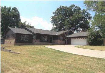 3722 S Erie Ave, Tulsa, OK 74135 