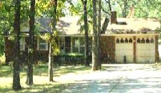 11 Rose Ln, Shawnee, OK 74801 