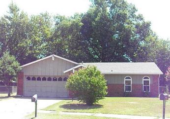 10618 E 25th St, Tulsa, OK 74129 