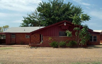 311 Spurlin Dr, Sayre, OK 73662 