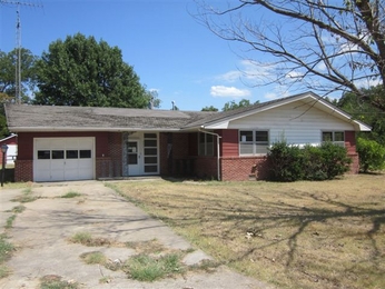 421 S Canadian St, Wetumka, OK 74883 