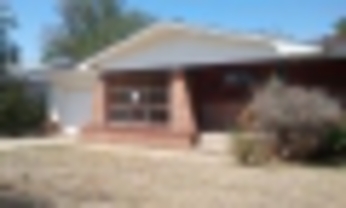 1005 10th St, Snyder, OK 73566 