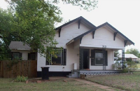 313 N 4th St, Sayre, OK 73662 