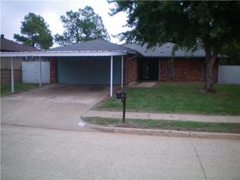700 S Bouziden Dr, Moore, OK 73160 