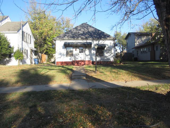 426 N Park St, Guthrie, OK 73044 