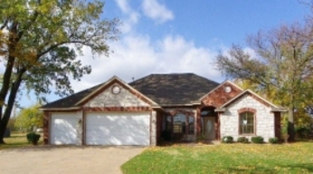 1401 S Czech Hall Rd, Mustang, OK 73064 