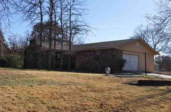 16594 SE 16th Street, Choctaw, OK 73020 