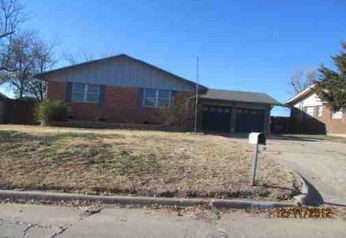 1604 NW 46th St, Lawton, OK 73505 
