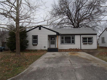 722 Maxwell St NW, Ardmore, OK 73401 