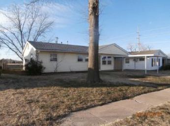 302 Highland Dr, Bartlesville, OK 74003 