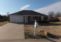 1240 Goss Avenue, Stilwell, OK 74960 