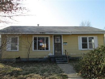 303 W Barclay St, Henryetta, OK 74437 