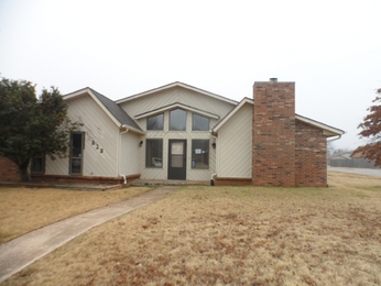 628 NW 140th St, Edmond, OK 73013 