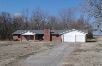 10118 N Hoyt Road, Whitefield, OK 74472 