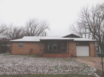 13 S Grant St, Tryon, OK 74875 