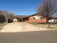 921 NW 19th St, Moore, OK 73160 