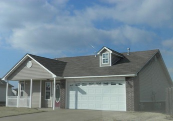 1012 W 23rd St, Claremore, OK 74017 
