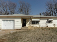 1613 N Kennedy St, Enid, OK 73701 