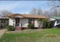 321 E Grumman Dr, Midwest City, OK 73110 