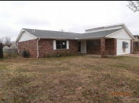 1808 Fox Ln, Muskogee, OK 74403 
