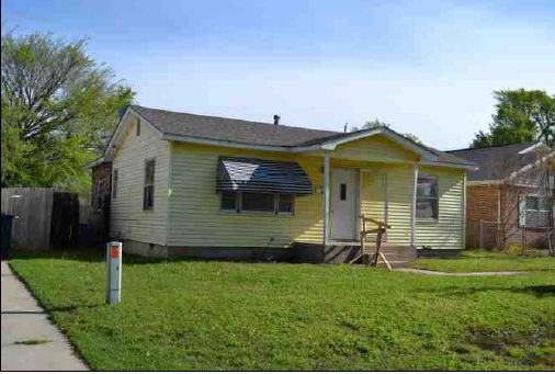 1104 W Dewey St, Shawnee, OK 74801 