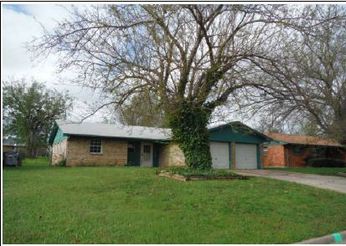 111 NE Cimarron Trl, Lawton, OK 73507 