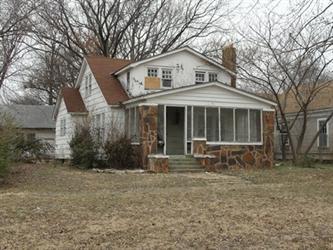 829 Seneca Ave, Bartlesville, OK 74003 